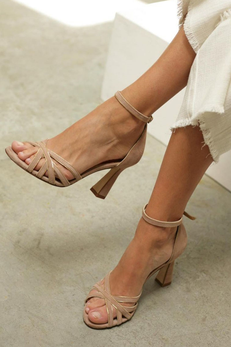TACONES VICTORIA