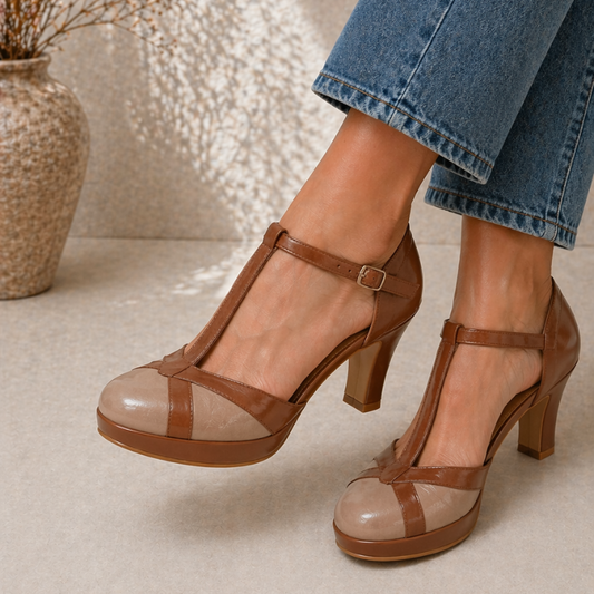ZAPATOS DE TACÓN CON CORREA EN FORMA DE T