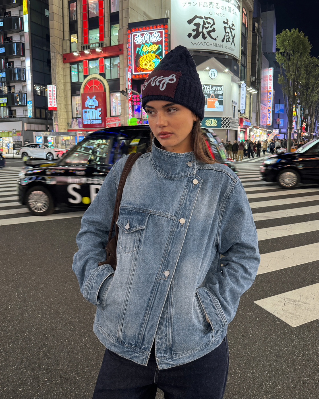 Cleo - Chaqueta asimétrica urbana con botones