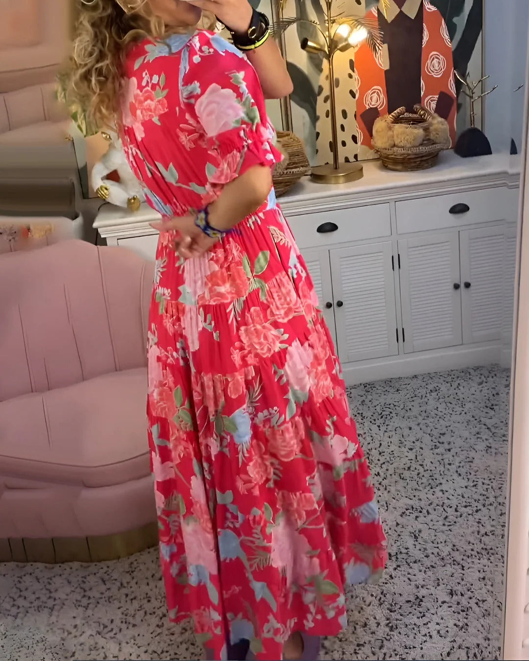 Minelda | Elegante vestito floreale con scollo a V