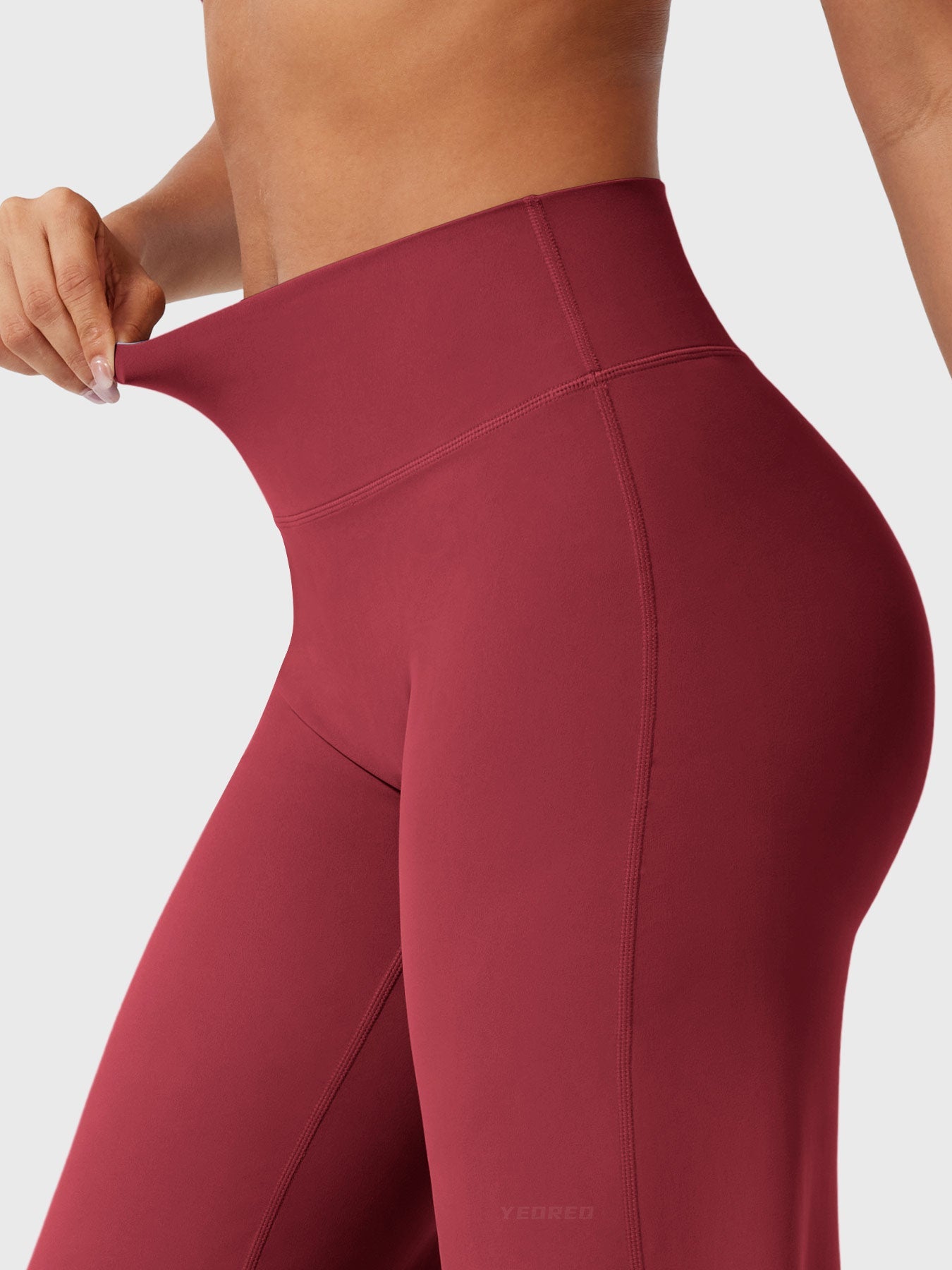 Leggins con pierna recta