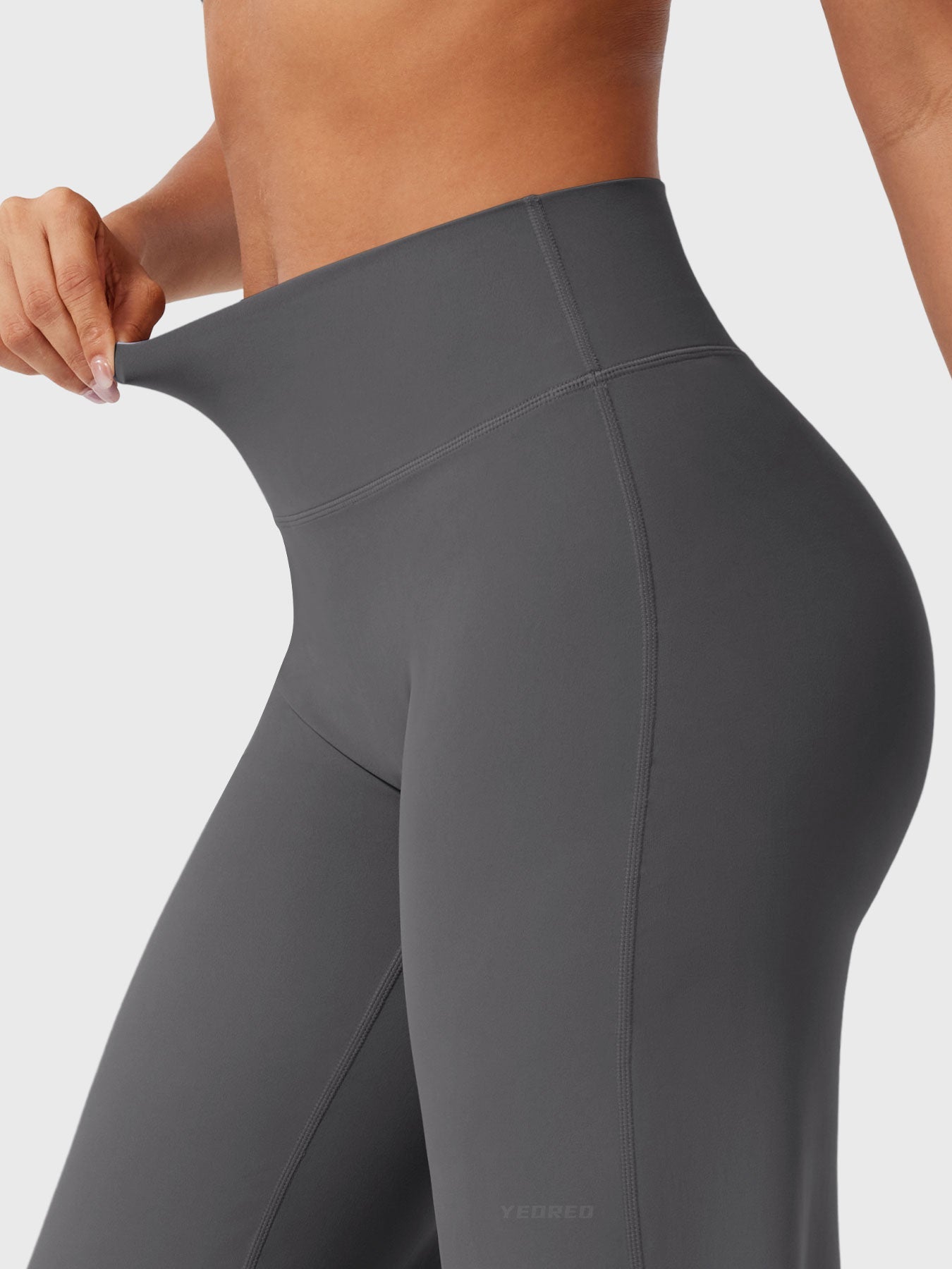 Leggins con pierna recta