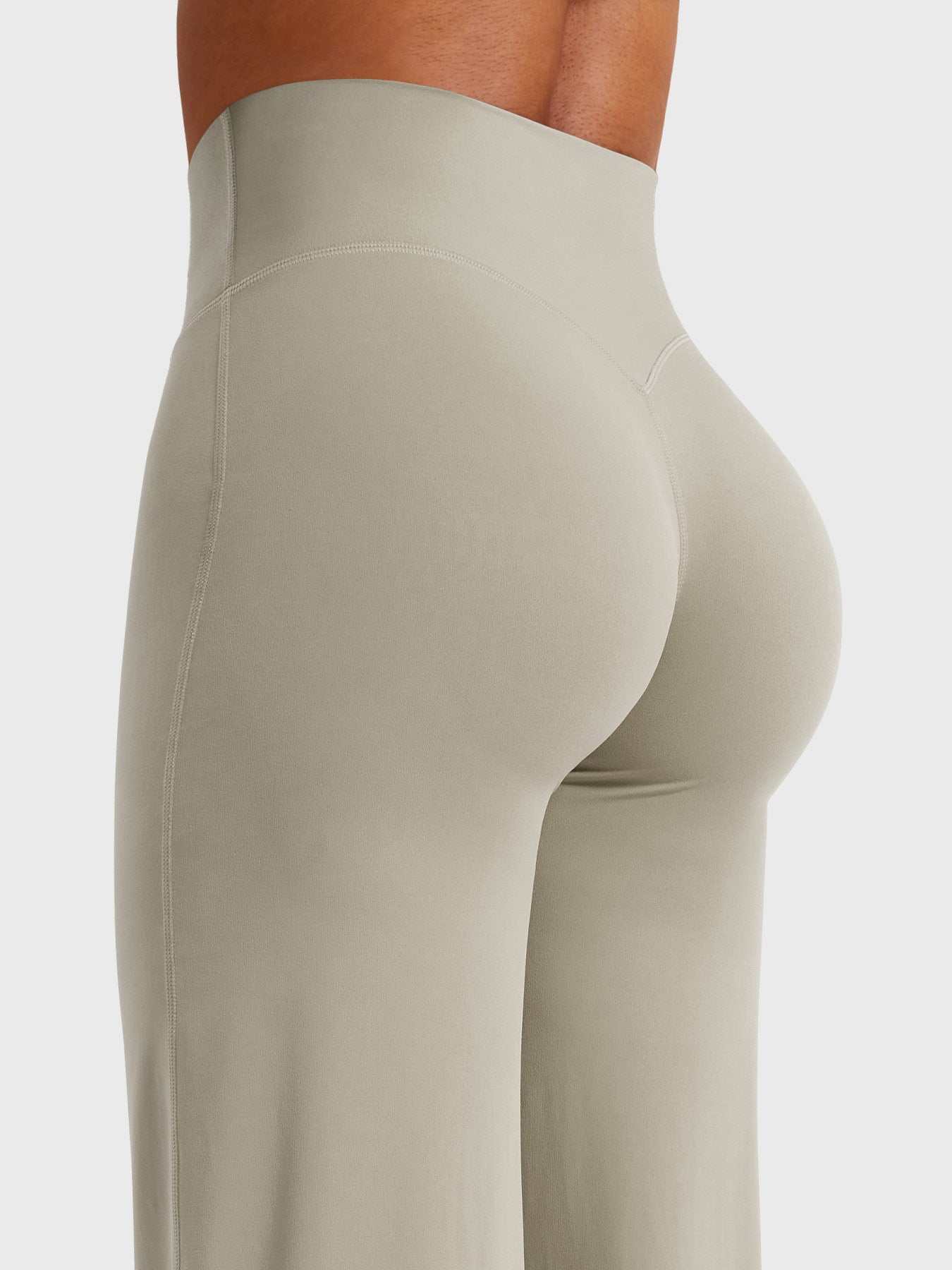 Leggins con pierna recta