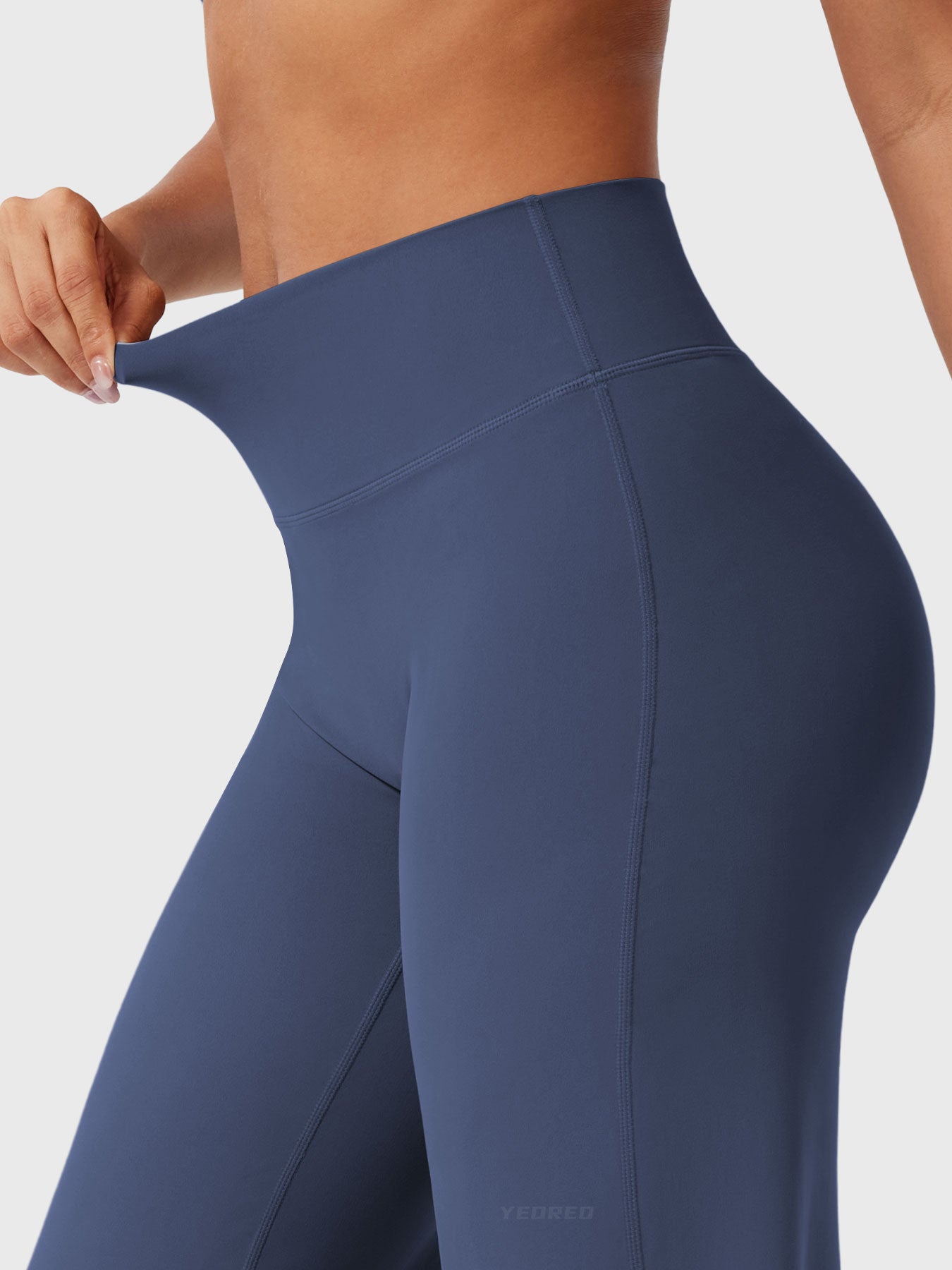 Leggins con pierna recta