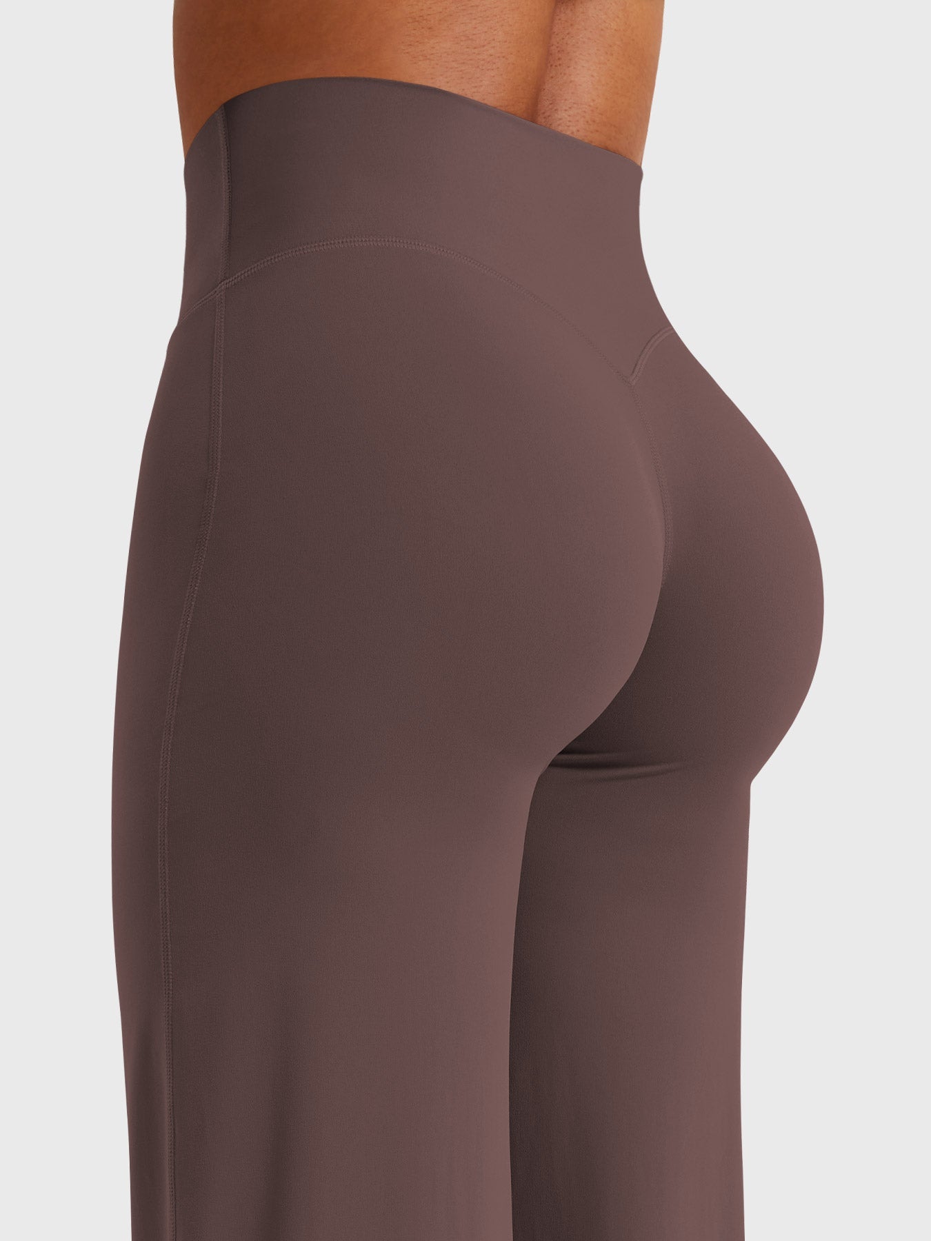 Leggins con pierna recta